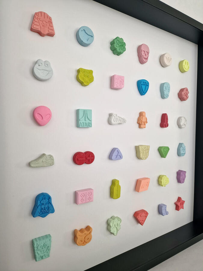 Mixed on White frame